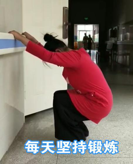 13岁女孩自幼患“脑瘫”，行动受阻，经系统康复治疗能独立步行！